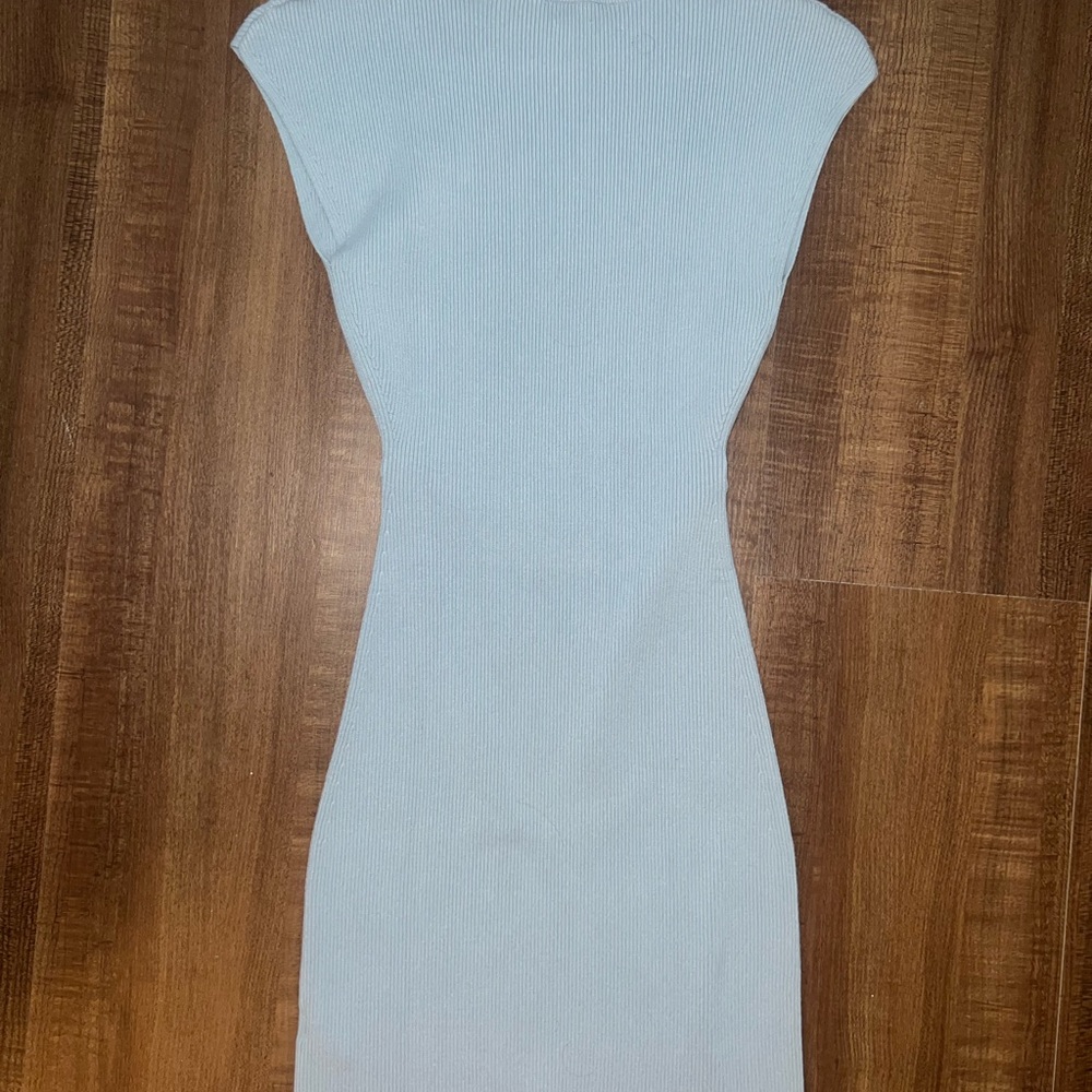 Aritzia Elegant Blue Knit Dress from Wilfred. - Picture 4 of 5